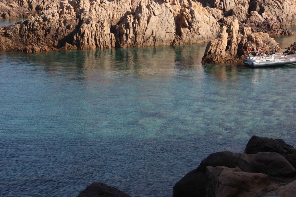 Appartamenti Salusai Trinita d'Agultu e Vignola Номер фото